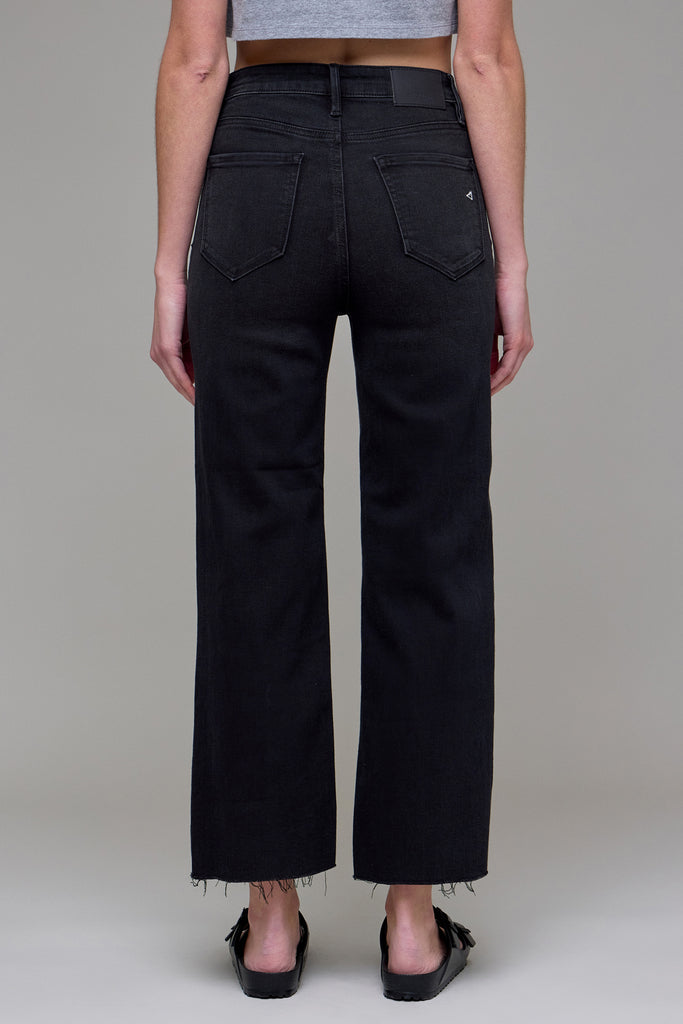 [TRACEY] BLACK CLEAN STRAIGHT WITH STRETCH