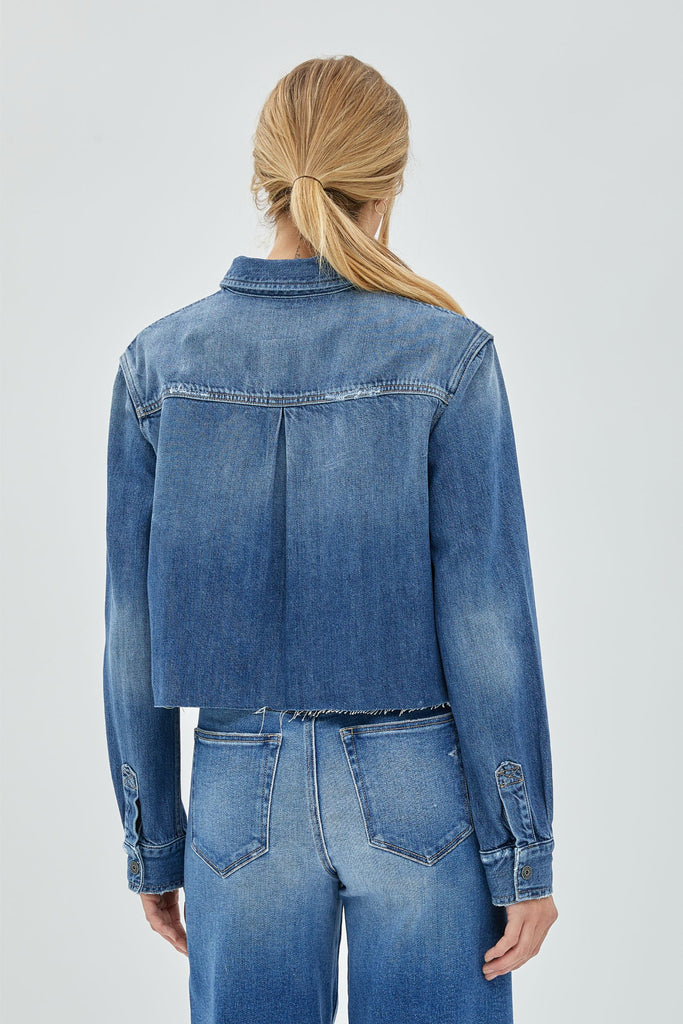 [ABBEY] MEDIUM WASH CROPPED DENIM SHIRT