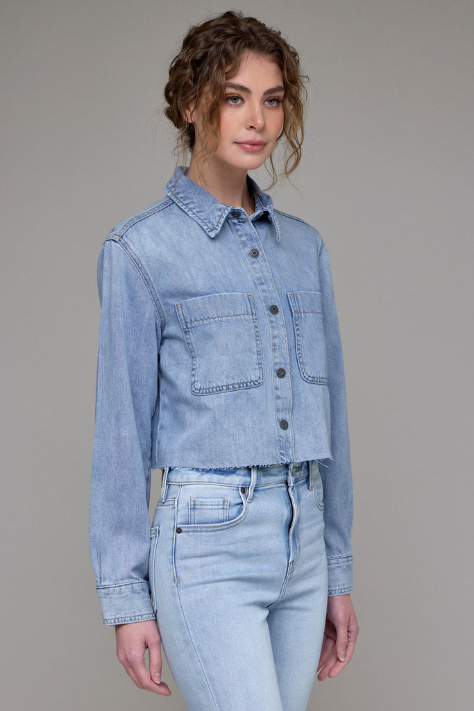 [ABBEY] Vintage Wash Cropped Denim Shirt