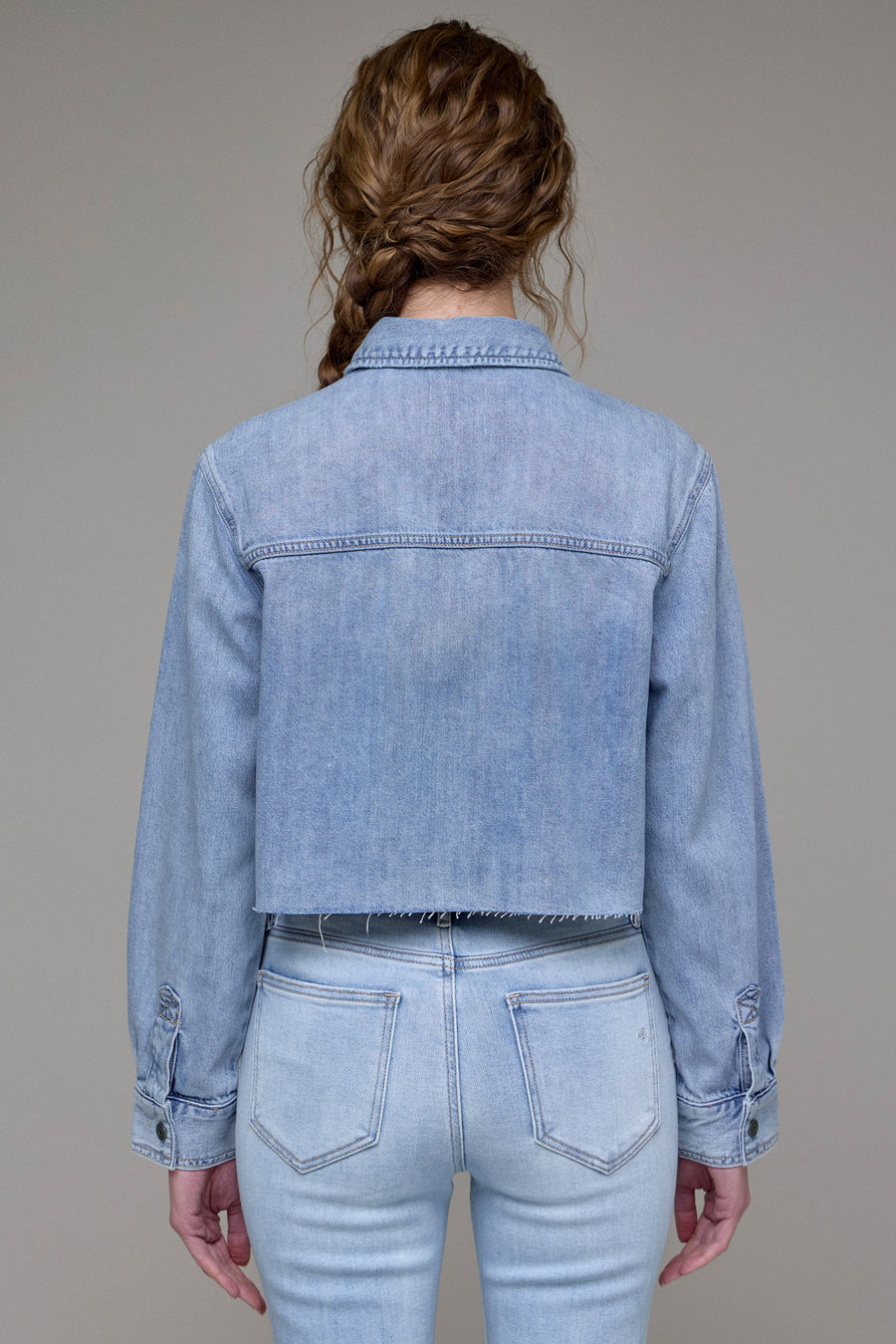 [ABBEY] Vintage Wash Cropped Denim Shirt