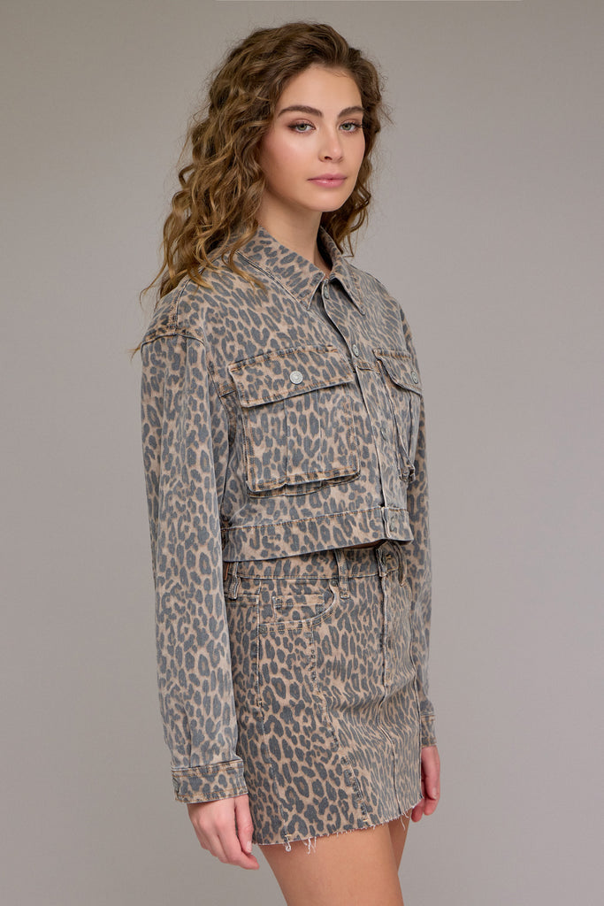[ABBEY] Cropped Cargo Jacket