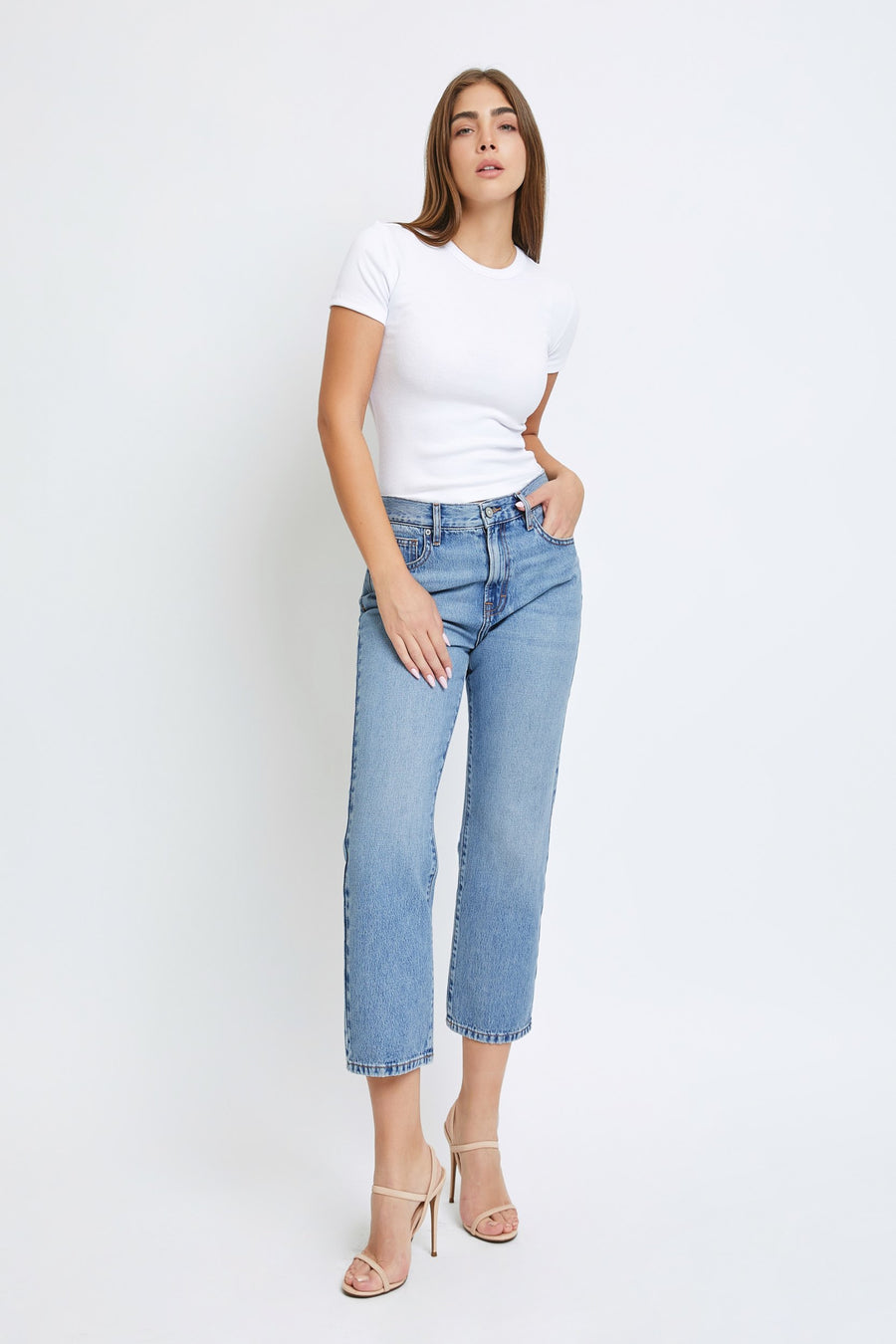 [TRACEY] MEDIUM WASH CLASSIC 25" INSEAM RELAXED STRAIGHT