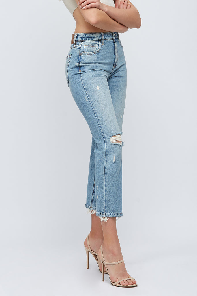 [TRACEY] MEDIUM WASH CLASSIC SUMMER DISTRESSED STRAIGHT