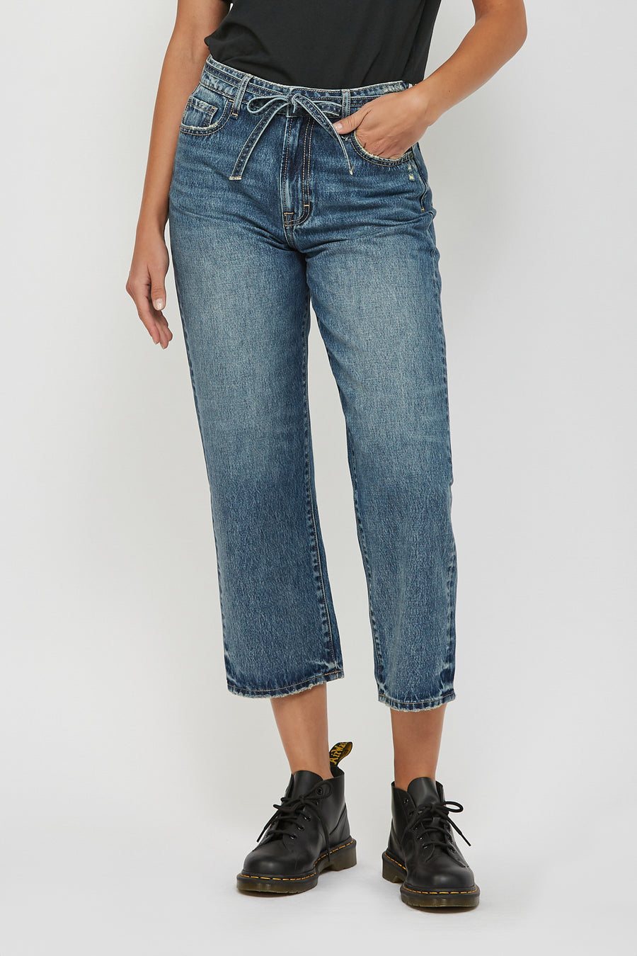 [ELLA] DARK CLASSIC DRAW STRING CROPPED WIDE STRAIGHT JEAN