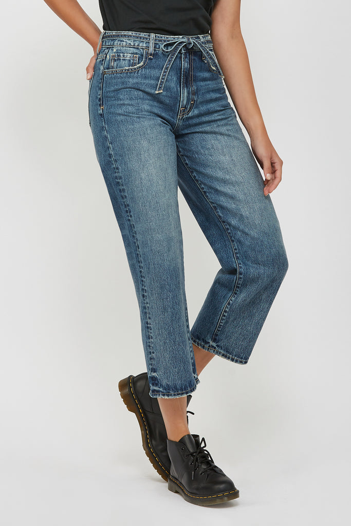 [ELLA] DARK CLASSIC DRAW STRING CROPPED WIDE STRAIGHT JEAN