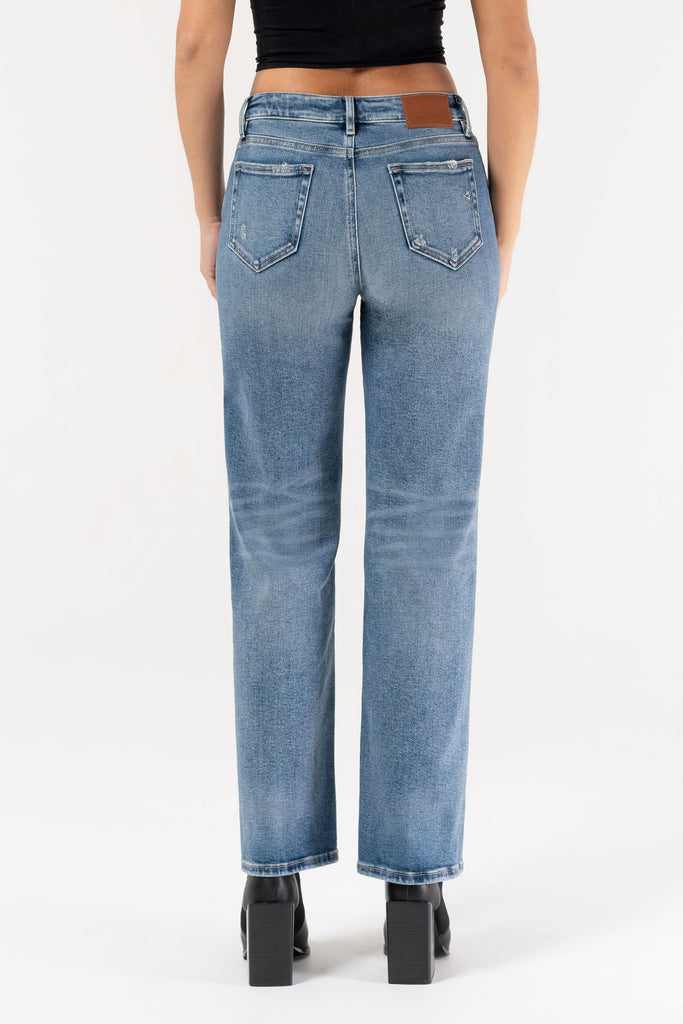Medium Dark Distressed Stretch Straight [TRACEY]