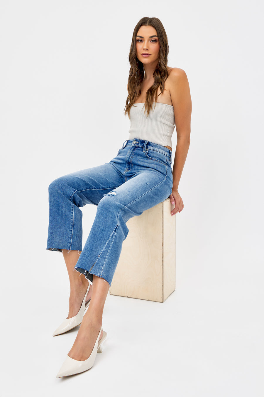 [TRACEY] Medium Dark Hem Slit Cropped Relaxed Straight