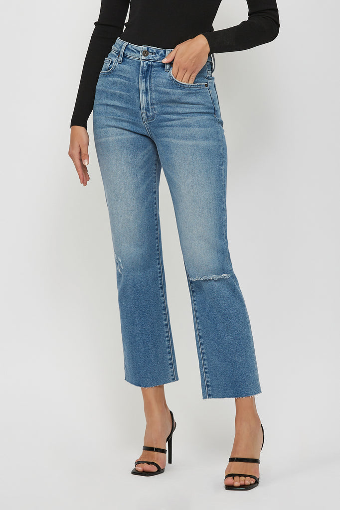 [TRACEY] MEDIUM WASH KNEE SLIT STRETCH RELAXED STRAIGHT