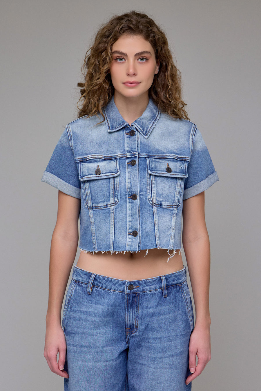 Medium Wash Cropped Stretch Trucker Jacket