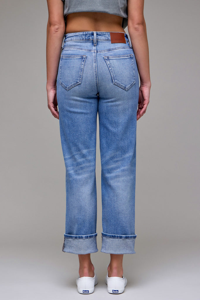[TRACEY] Medium Wash Cuffed High Rise Classic Straight