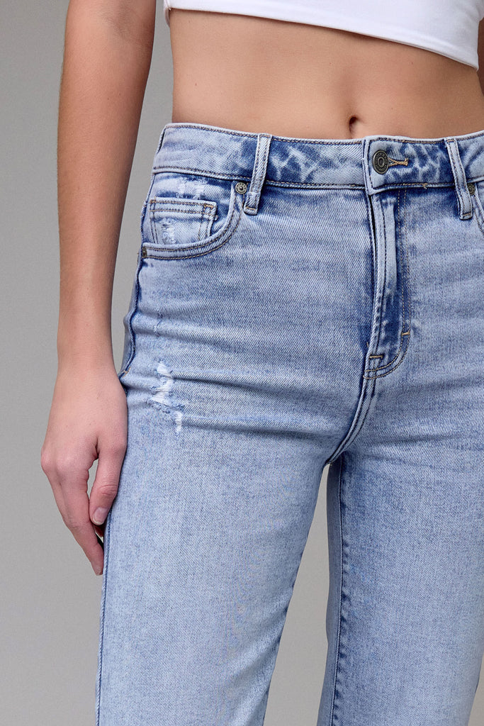 [TRACEY] Light Wash Knee Distressed Crop Straight