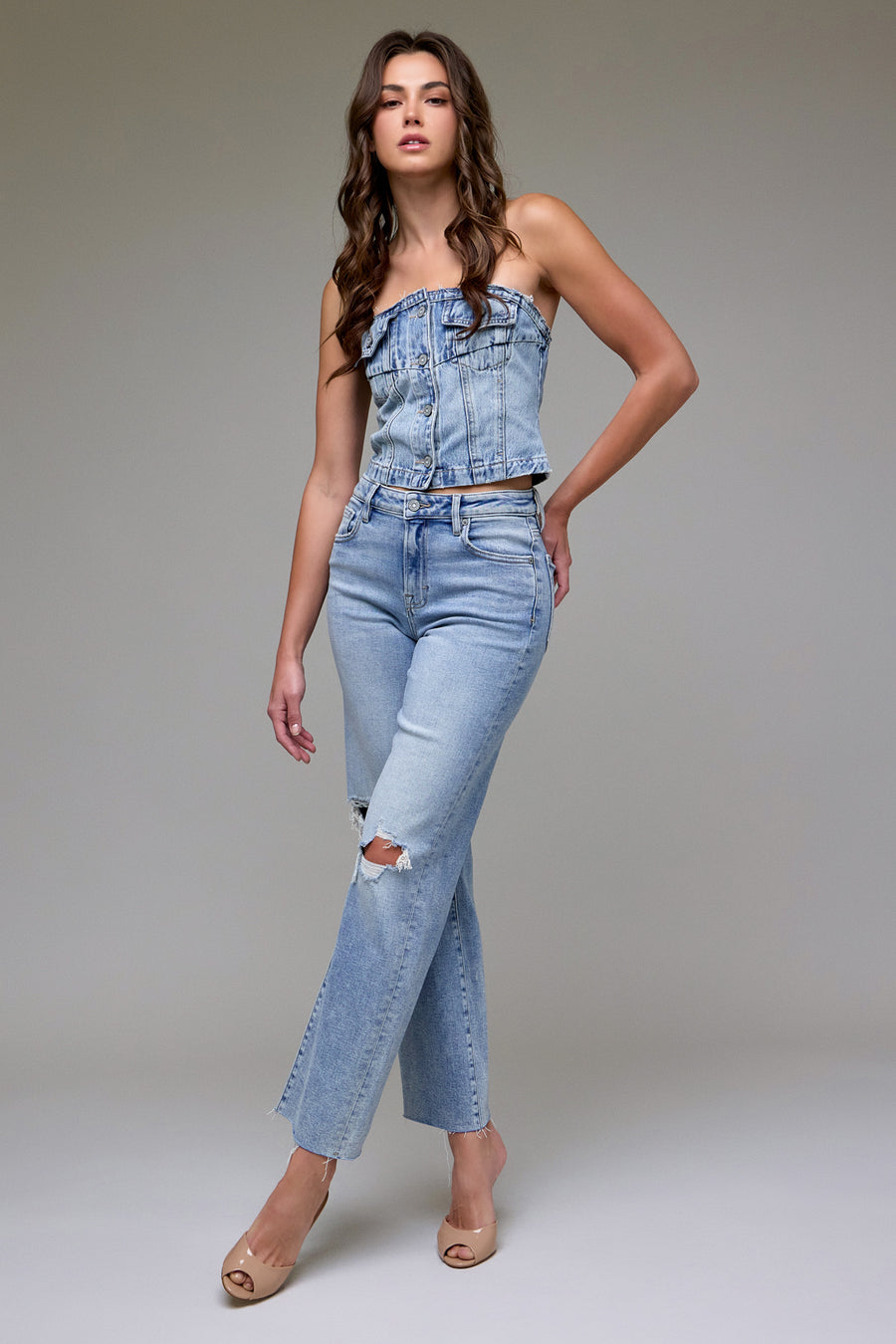 [ELLA] Light Vintage Knee Distressed 31" Inseam Classic Straight