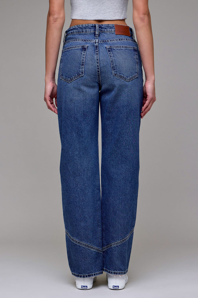 [ELLA] Medium Wash Fashion High Rise Classic Straight
