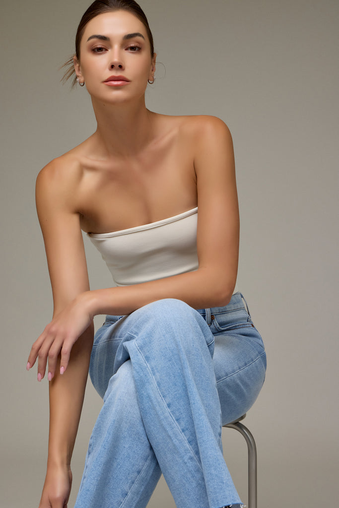 [ELLA] Medium Light Clean Stretch Mid Rise Classic Straight