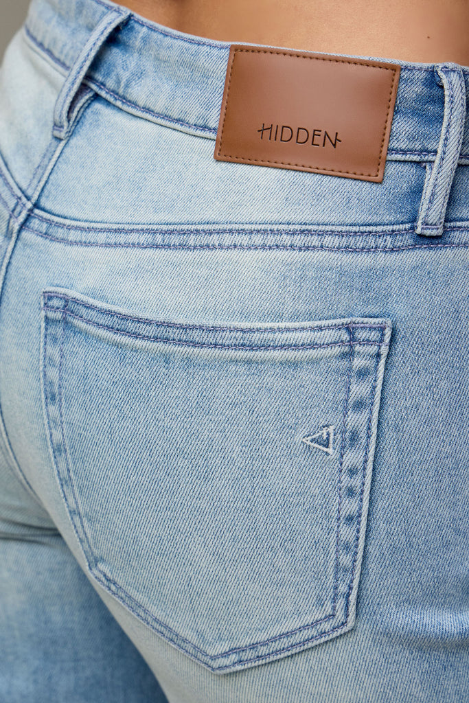 [ELLA] Light Wash Clean Stretch Cropped Classic Straight