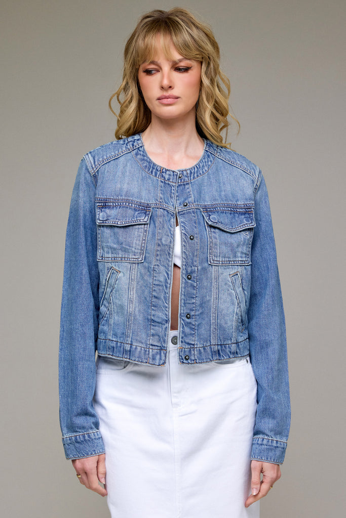 [REBEL] MEDIUM LIGHT COLLARLESS TRUCKER JACKET