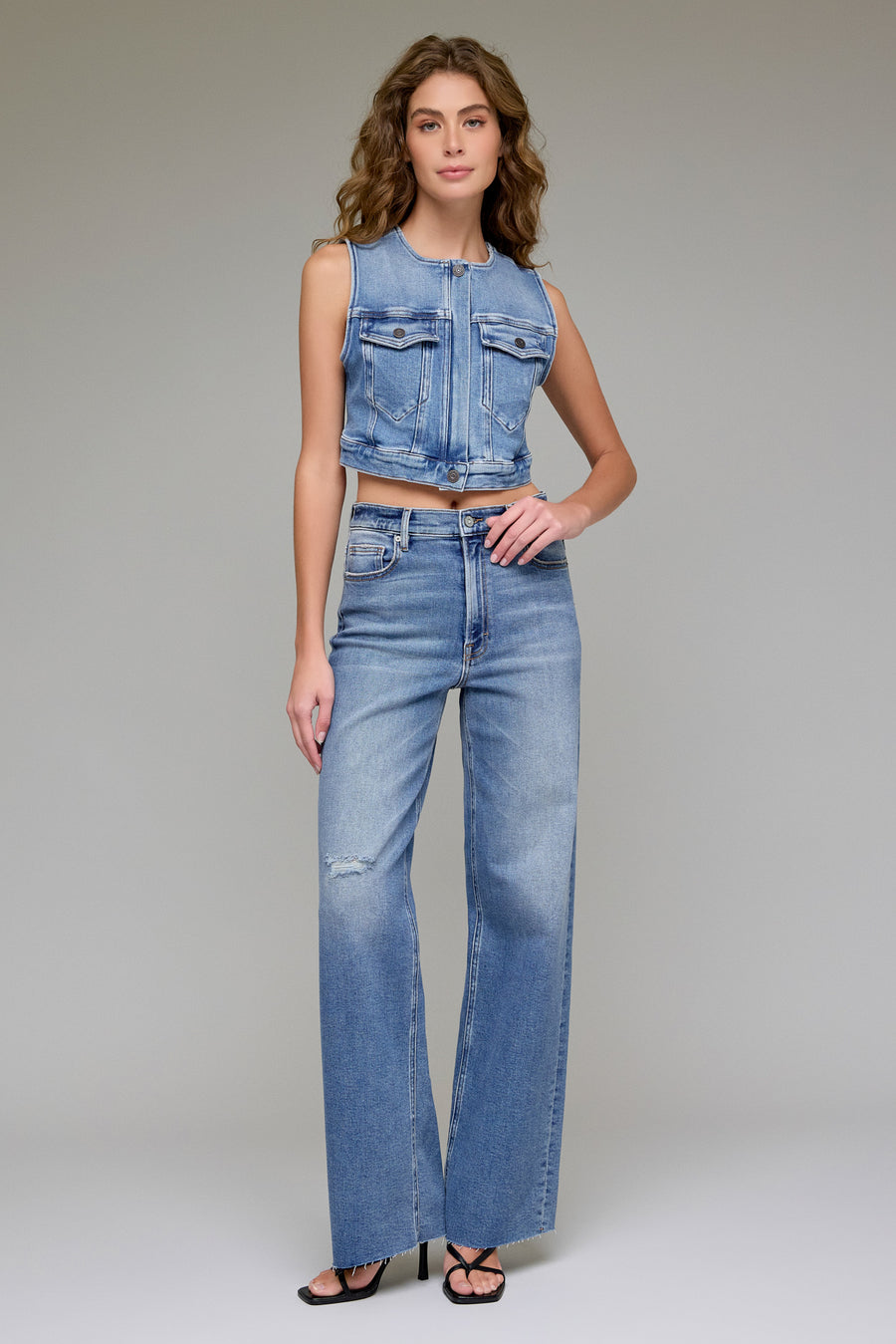 [LOGAN] Medium Dark Stretch 33" Inseam Dad Jean