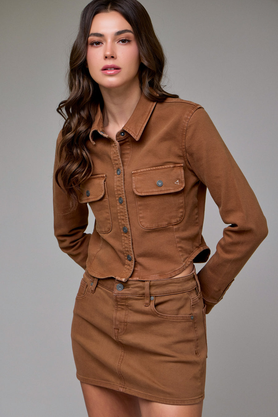 [ABBEY] Tawney Wash Tapered Button-up Shirt