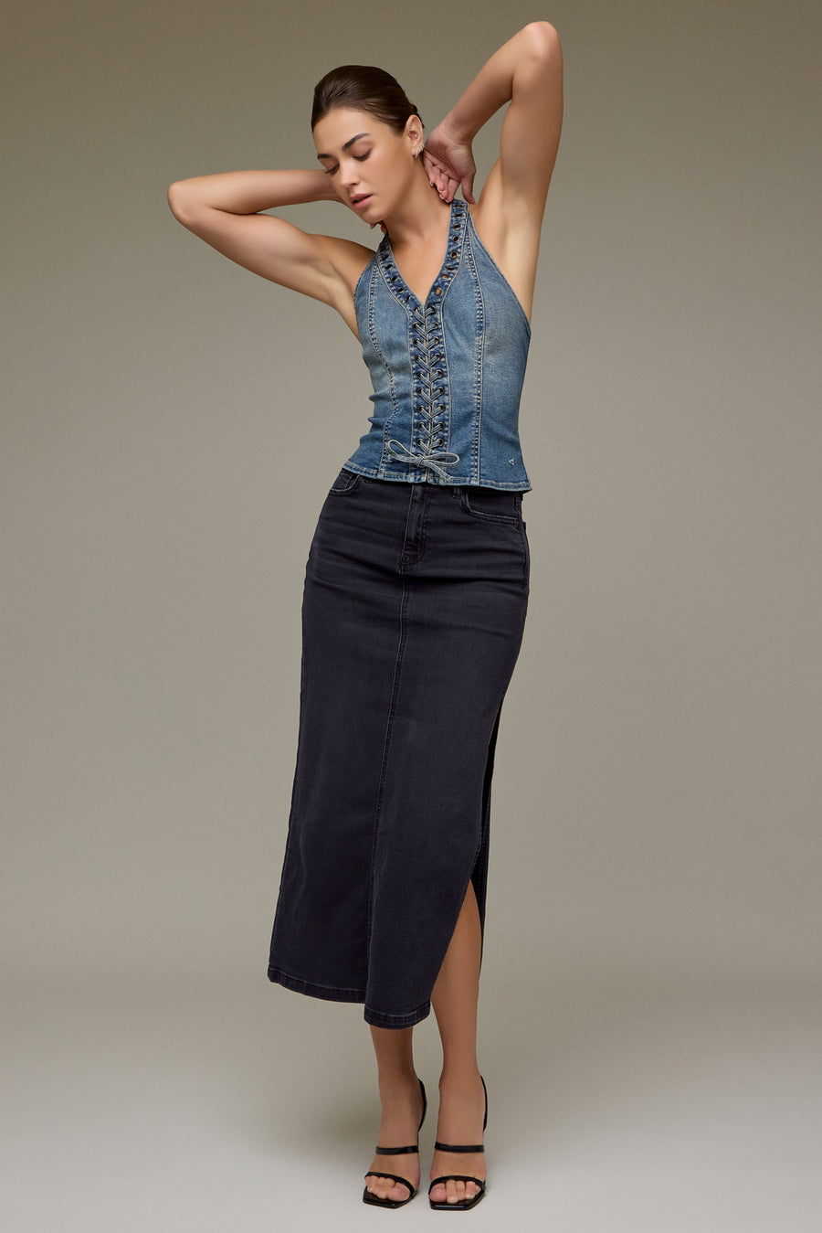 [PEYTON] Black Side Slit Stretch Midi Skirt