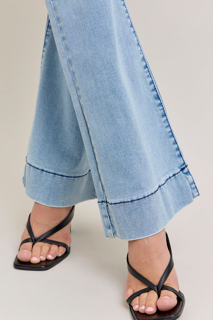 [HAPPI] Light Wash High Rise Extended Waistband 33" Inseam Flare