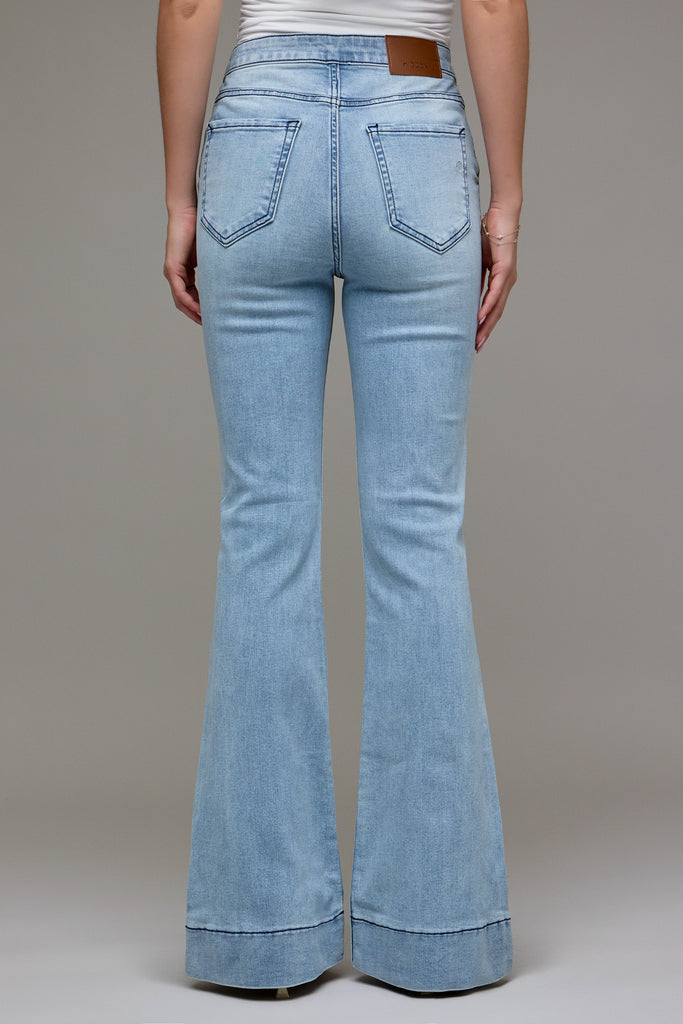 [HAPPI] Light Wash High Rise Extended Waistband 33" Inseam Flare