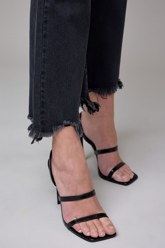 [HAPPI] Black Frayed Hem Cropped Flare