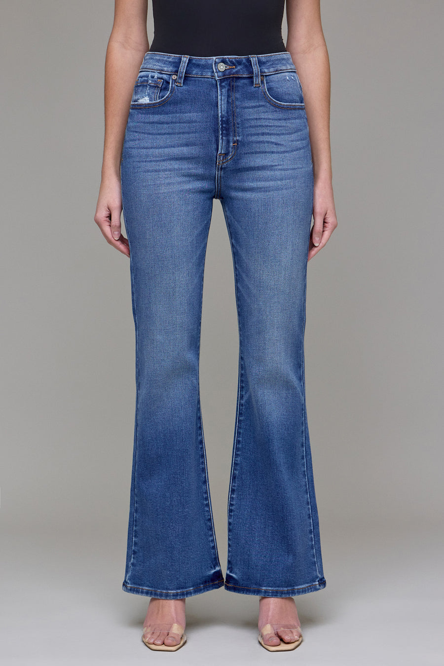 [HAPPI] Medium Wash Classic 31" Inseam Flare