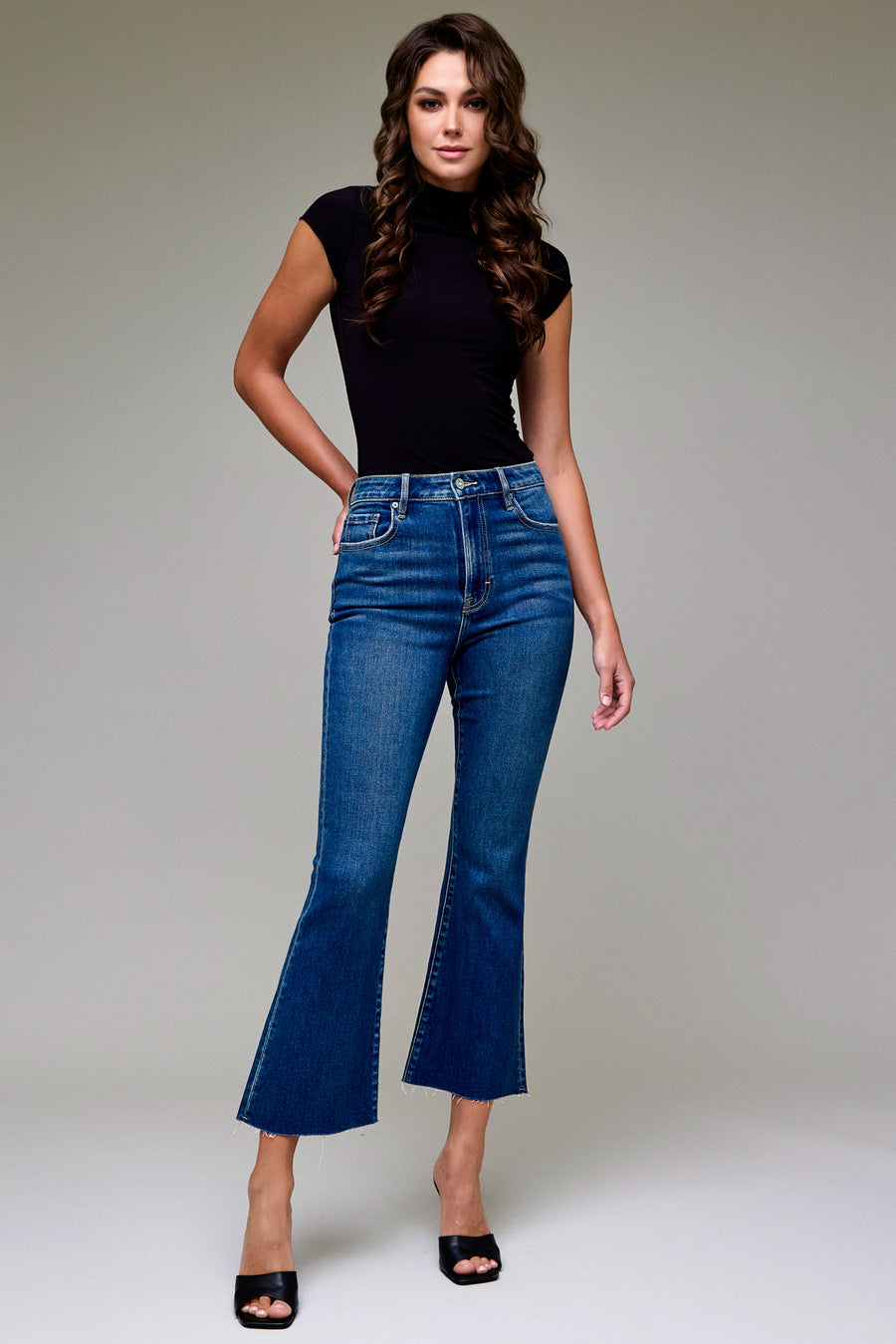 [HAPPI] CLEAN CROPPED FLARE