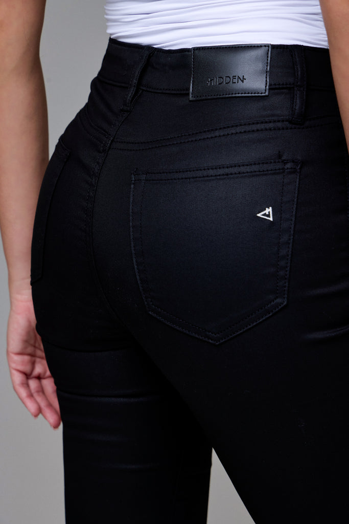 [HAPPI] Black Coated Cropped Flare