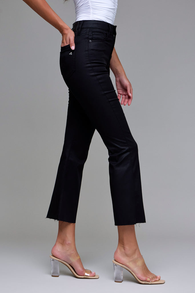 [HAPPI] Black Coated Cropped Flare