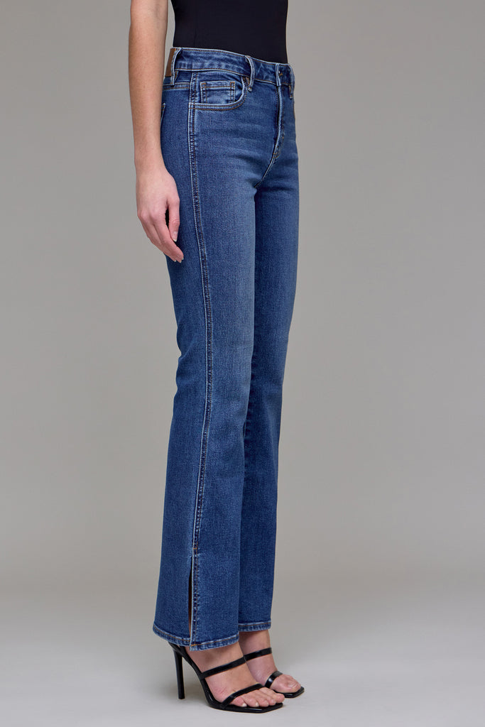 [RYAN] Dark Wash Clean Side Slit Boot Cut