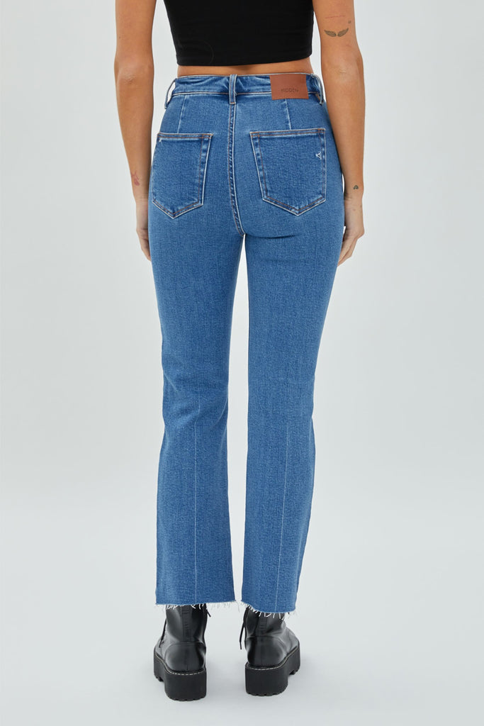 [HAPPI] MEDIUM WASH FRONT POCKET STRETCH CROP FLARE