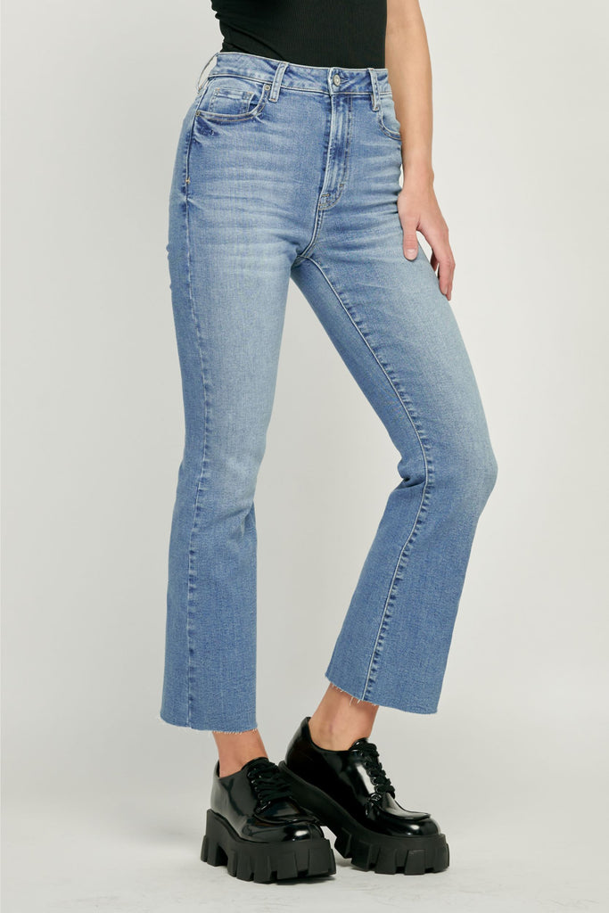 [HAPPI] LIGHT WASH CLEAN FLARE