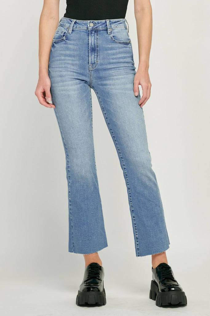 [HAPPI] LIGHT WASH CLEAN FLARE
