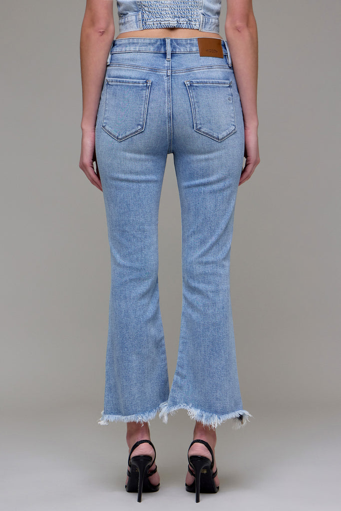 [HAPPI] MEDIUM WASH CLEAN FRAYED HEM STRETCH CROP FLARE