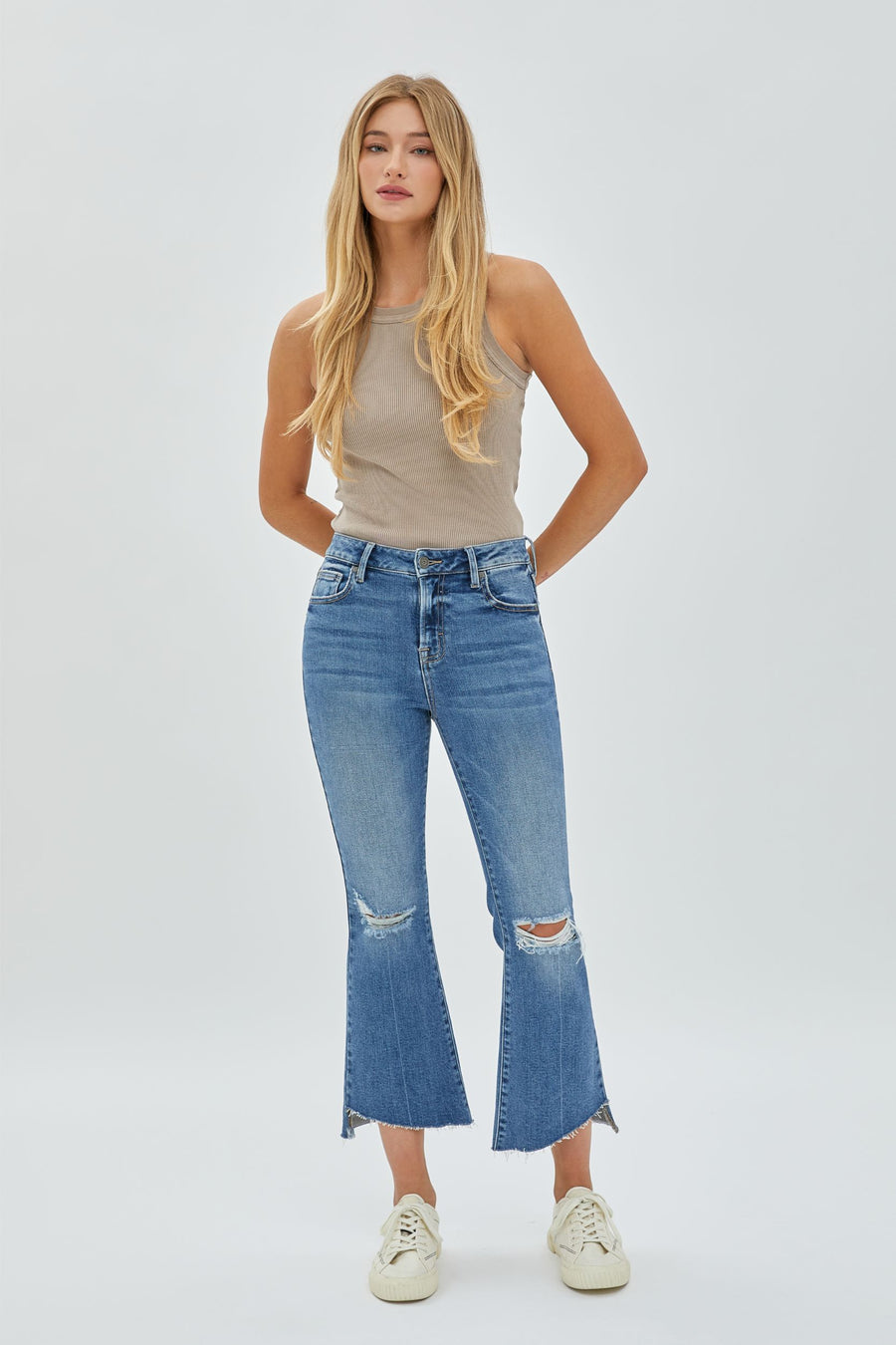 [HAPPI] STEP HEM CROPPED FLARE