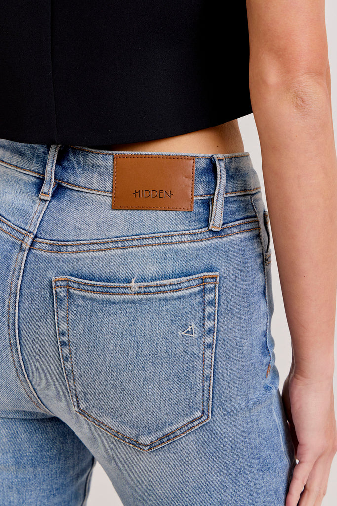 [RYAN] MEDIUM LIGHT CLEAN STRETCH 31" INSEAM BOOTCUT