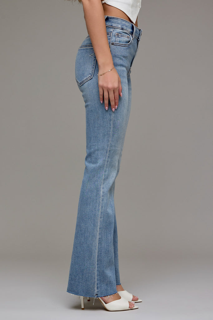 [RYAN] Medium Light Clean Stretch 31" Inseam Bootcut