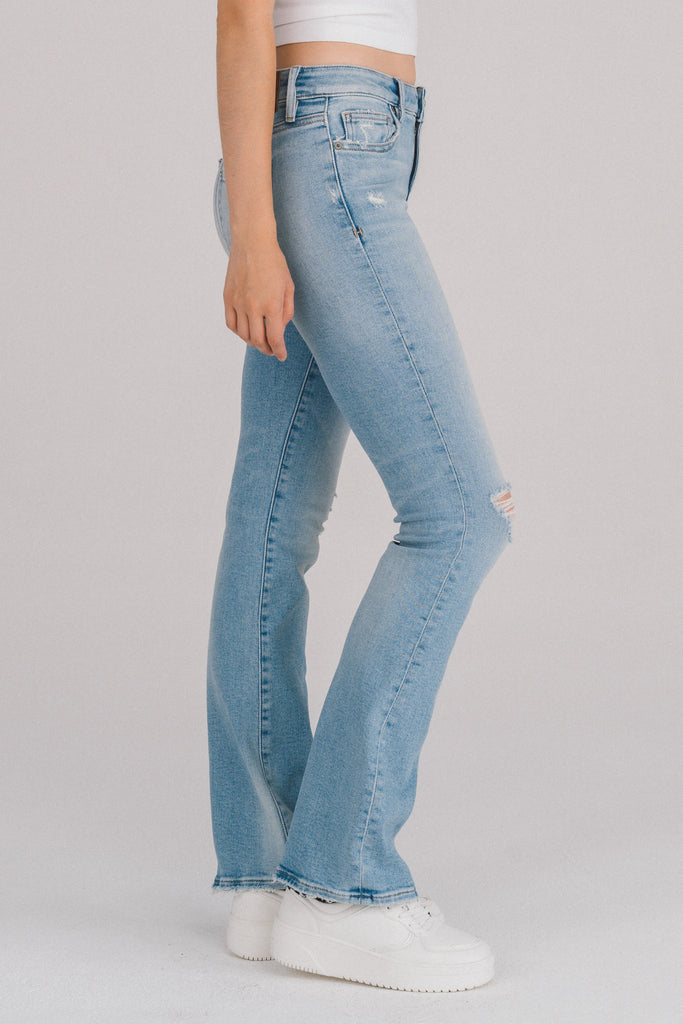 [RYAN] MEDIUM LIGHT DISTRESSED BOOTCUT