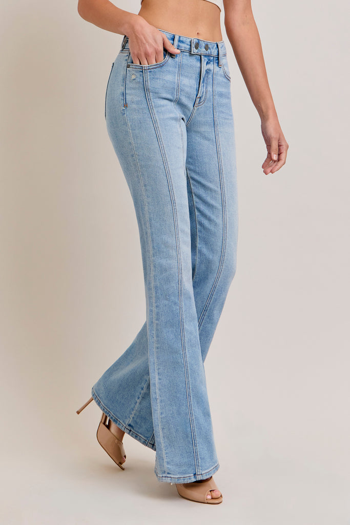 HAPPI] LIGHT WASH MOTO SEAMED STRETCH 33