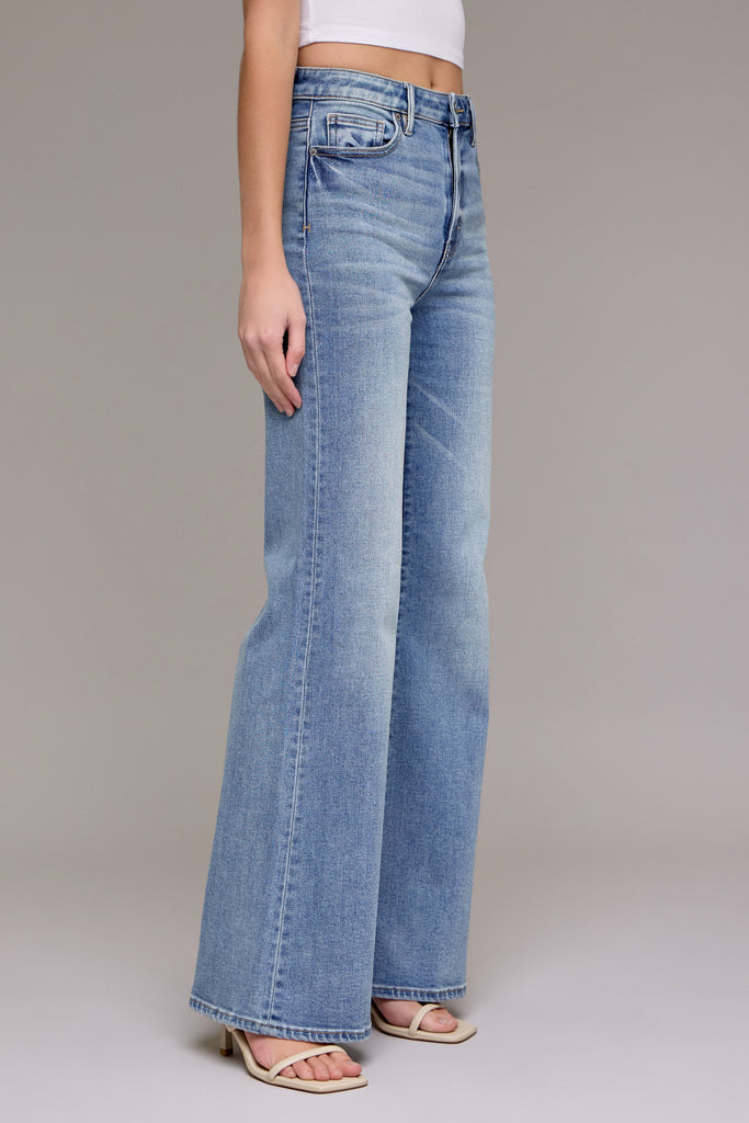 [HAPPI] Medium Vintage Clean High Rise Wide Comfort Flare