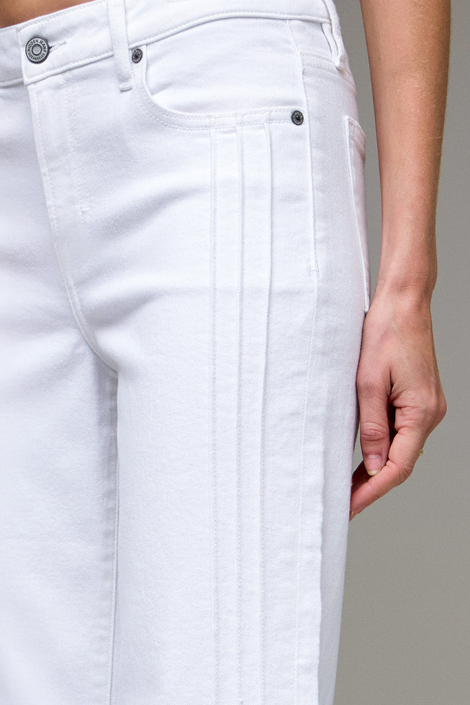 [HAPPI] White Denim Pintuck Mid Rise Comfort Flare