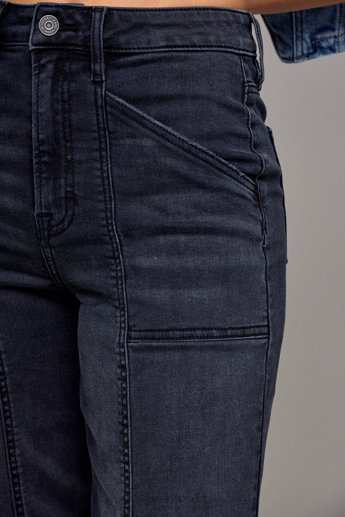 [HAPPI] Charcoal Seam 33" Inseam Comfort Flare