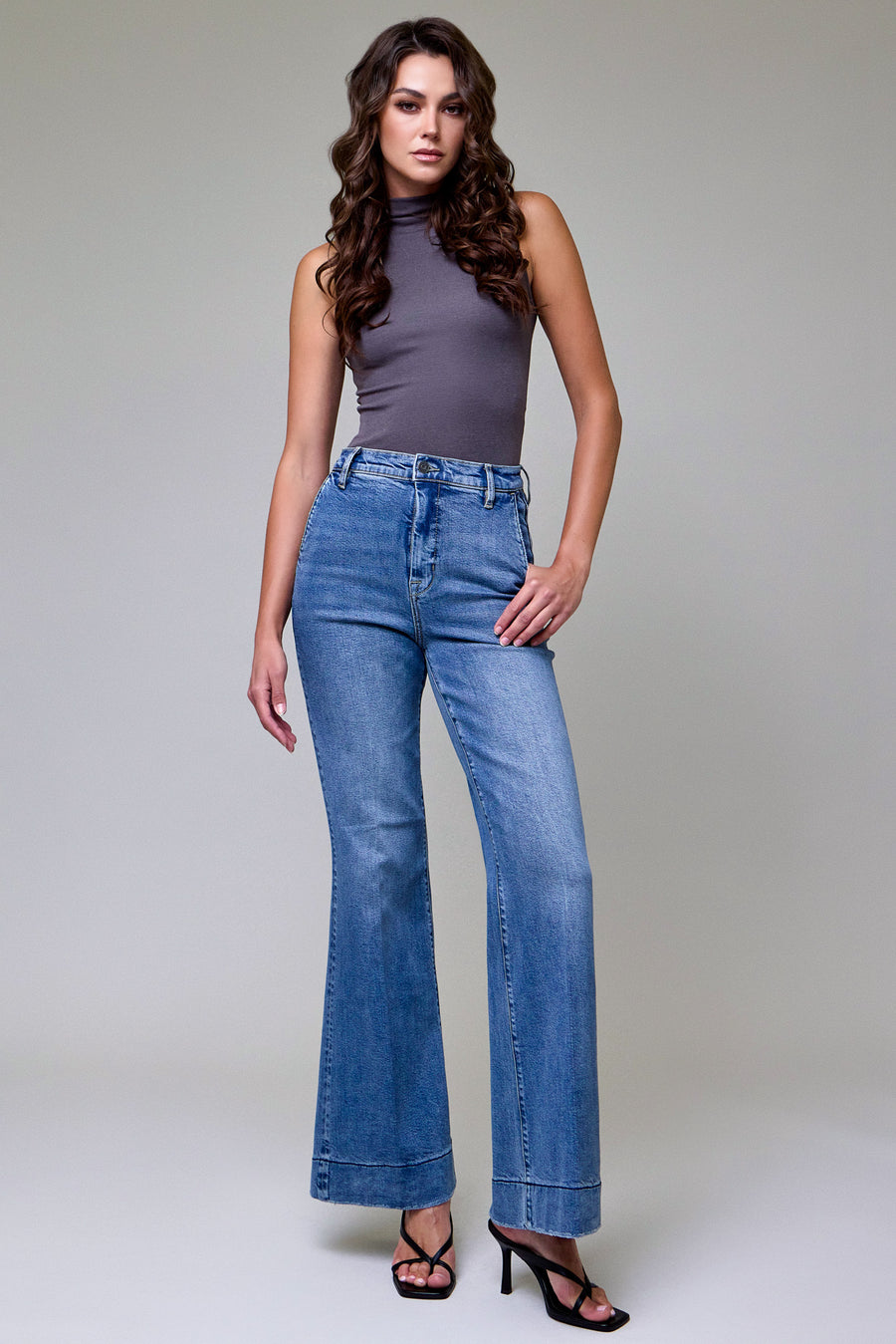 [HAPPI] Medium Dark Stretch High Rise Comfort Flare