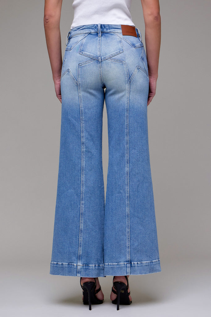 [HAPPI] Light Wash Stretch Star Fashion Mid Rise Comfort Flare