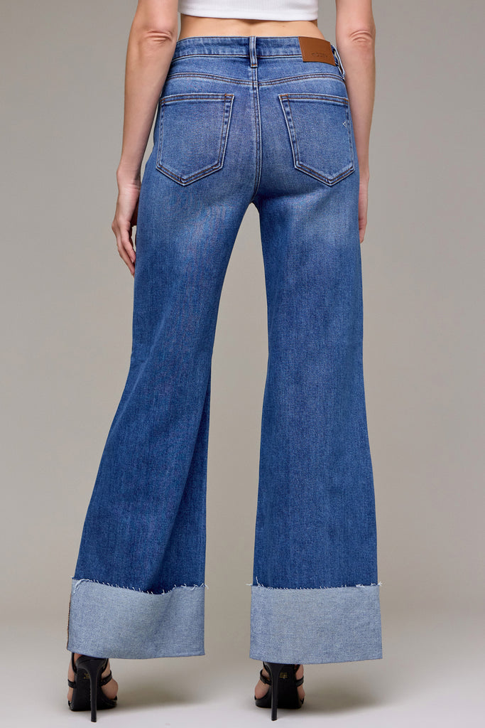 [HAPPI] Medium Wash Clean Cuffed High Rise Comfort Flare