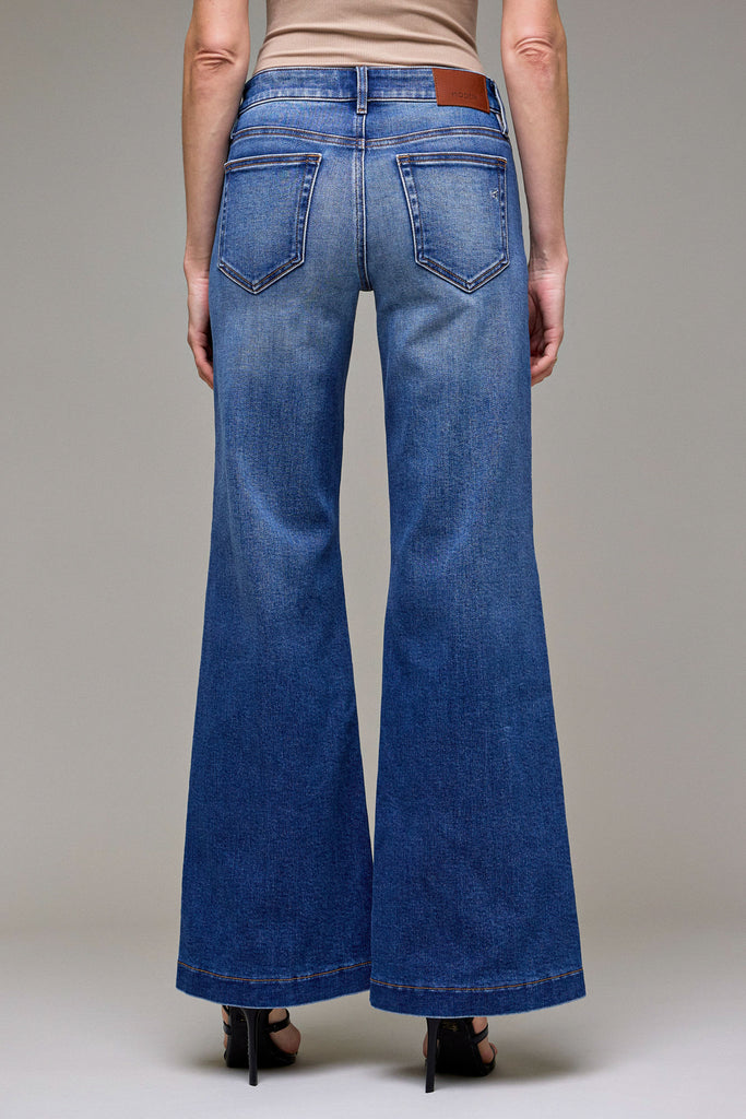 [HAPPI] Medium Dark Stretch Low Rise Comfort Flare