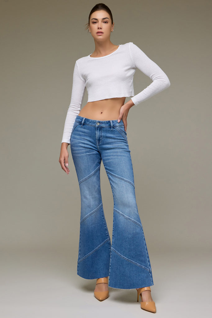 [HAPPI] Medium Dark Low Rise 32" Inseam Fashion Flare