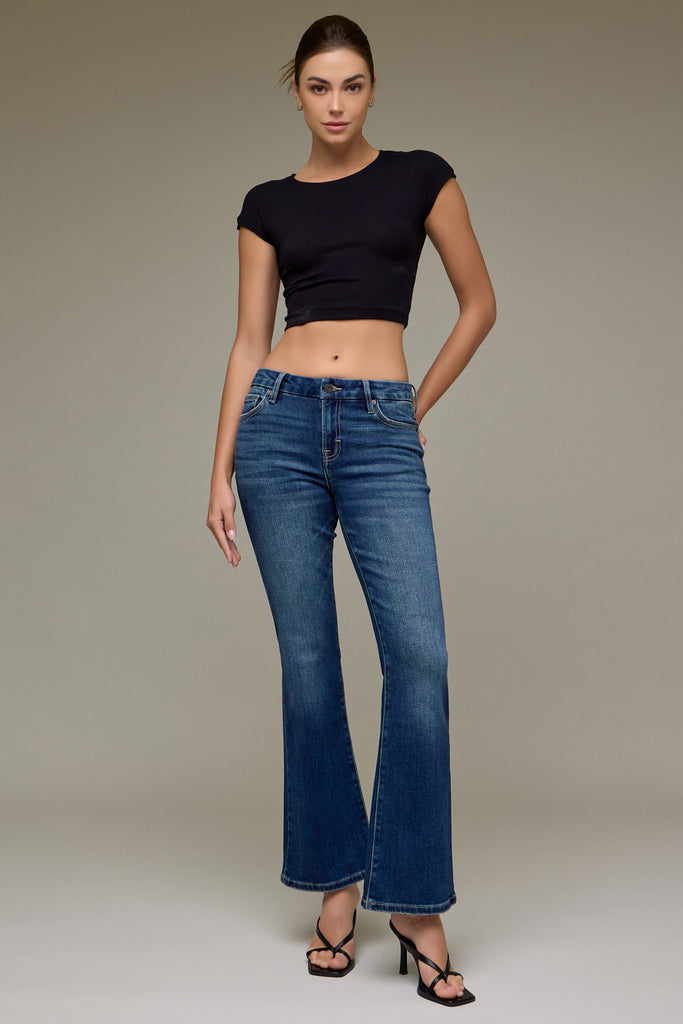 [RYAN] Dark Wash Clean Mid Rise 31" Inseam Bootcut