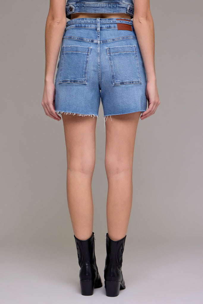 [AVA] Medium Light 5" Inseam High Rise Self Strap A Line Short